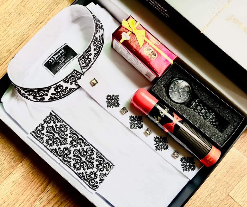 কম্বো প্যাকেজ