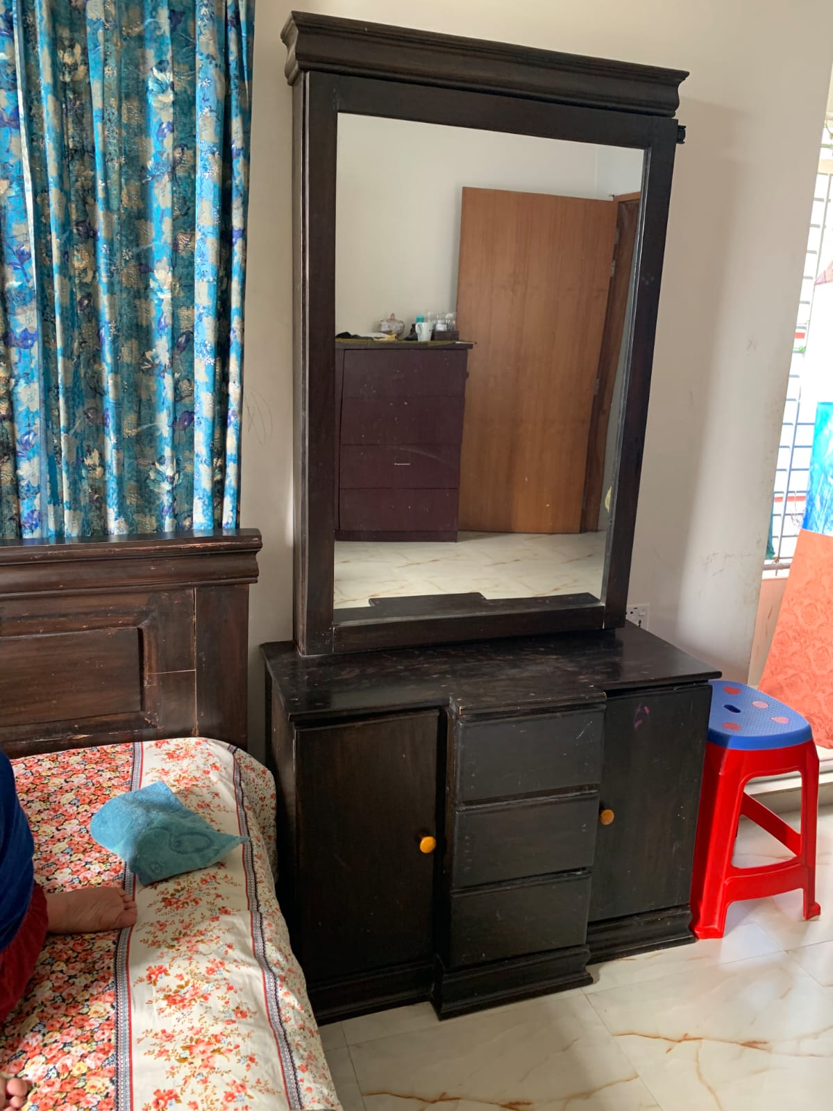 বেডরুম সেট -বেড, ড্রেসিং টেবিল, আলমিরা combo