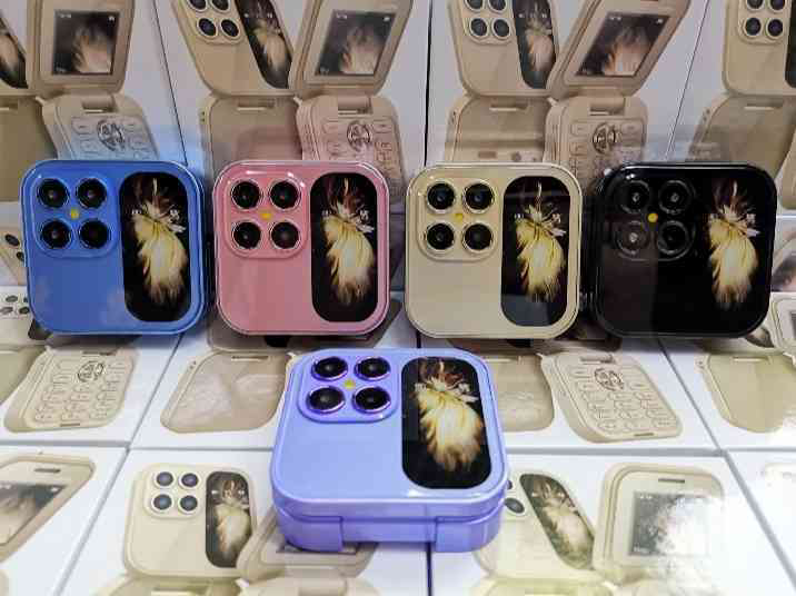 i16 Pro Flip Stylist